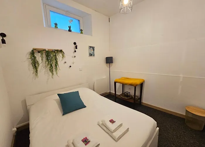 Apartment Castle Blue - 7 Personnes - 10 Min Sanctuaire *