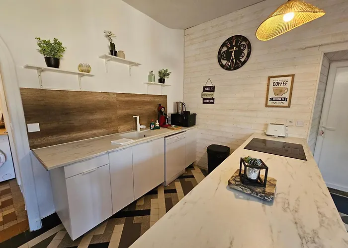 Apartment Castle Blue - 7 Personnes - 10 Min Sanctuaire