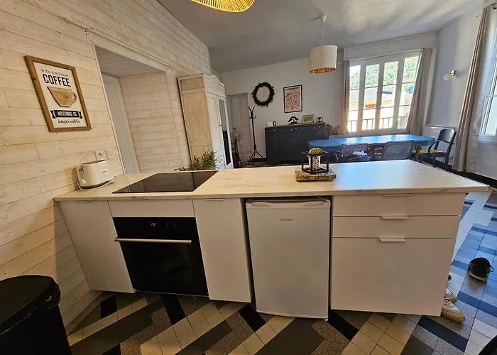 Apartment Castle Blue - 7 Personnes - 10 Min Sanctuaire