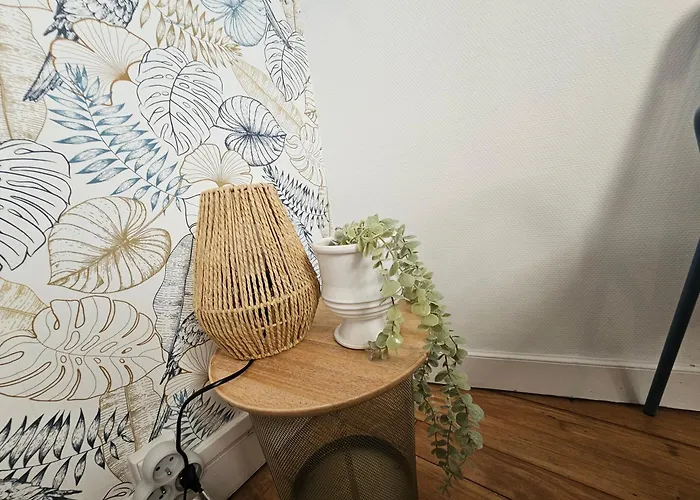 Castle Blue - 7 Personnes - 10 Min Sanctuaire Apartment *