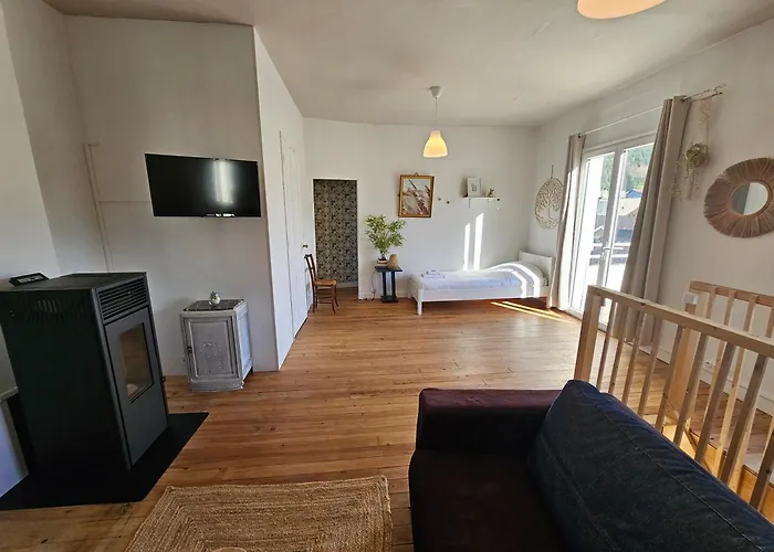 Castle Blue - 7 Personnes - 10 Min Sanctuaire *