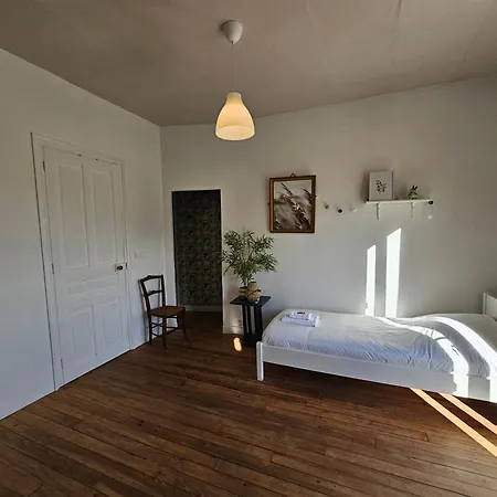 Castle Blue - 7 Personnes - 10 Min Sanctuaire * Лурд